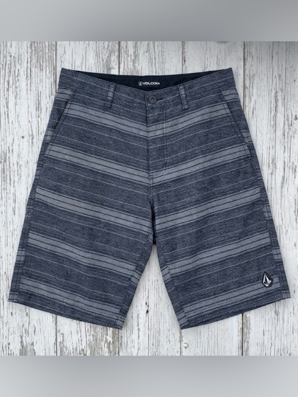 Volcom Surf N Turf Hybrid Board Shorts Grey Striped Chino Men’s Size 31